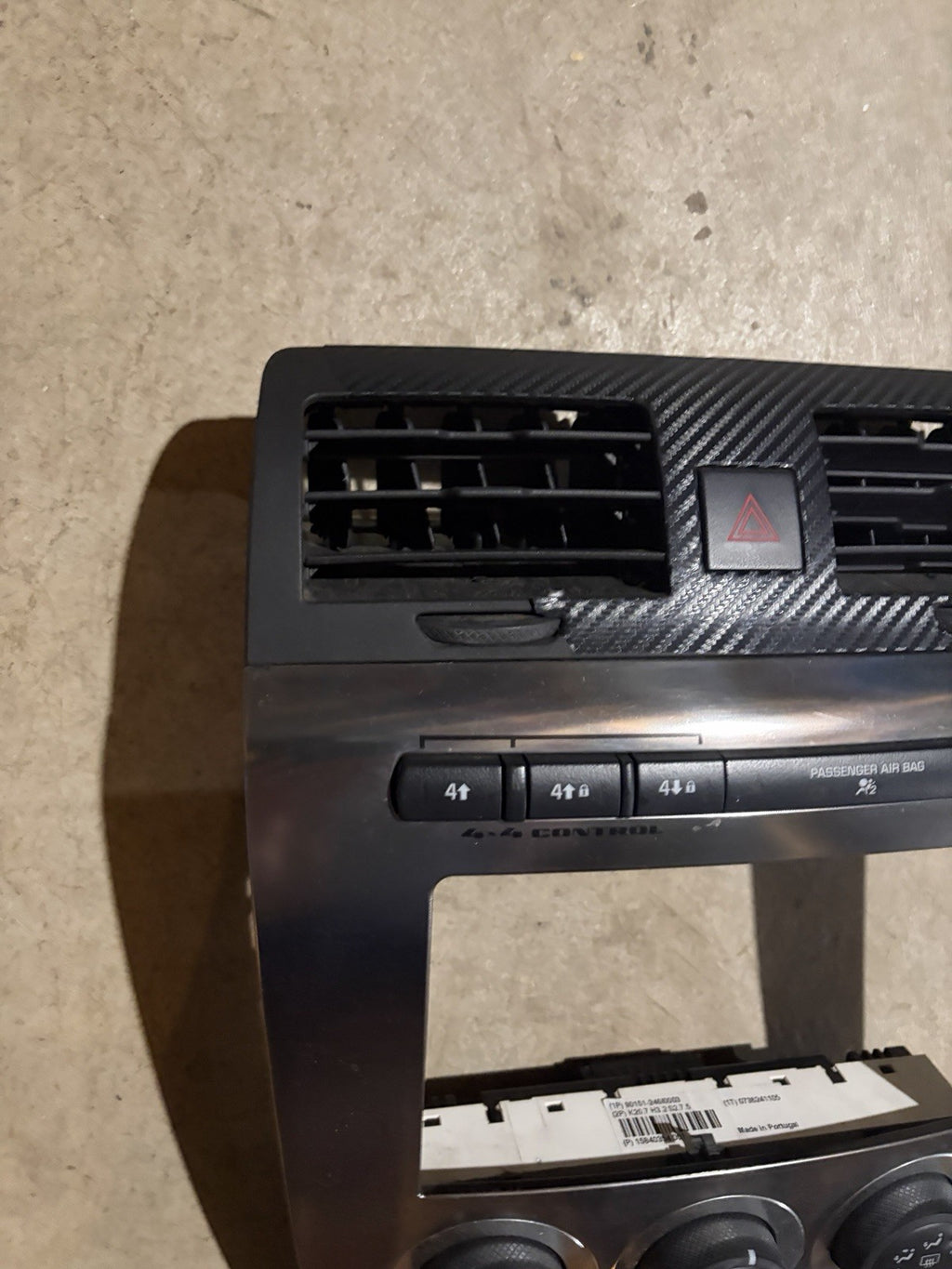06 07 08 09 10 HUMMER H3 DASH CENTER RADIO DISPLAY CLIMATE CONTROL BEZEL