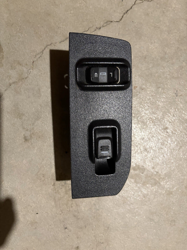 06-10 HUMMER H3 PASSENGER DOOR POWER WINDOW SWITCH OEM CLEAN 👍
