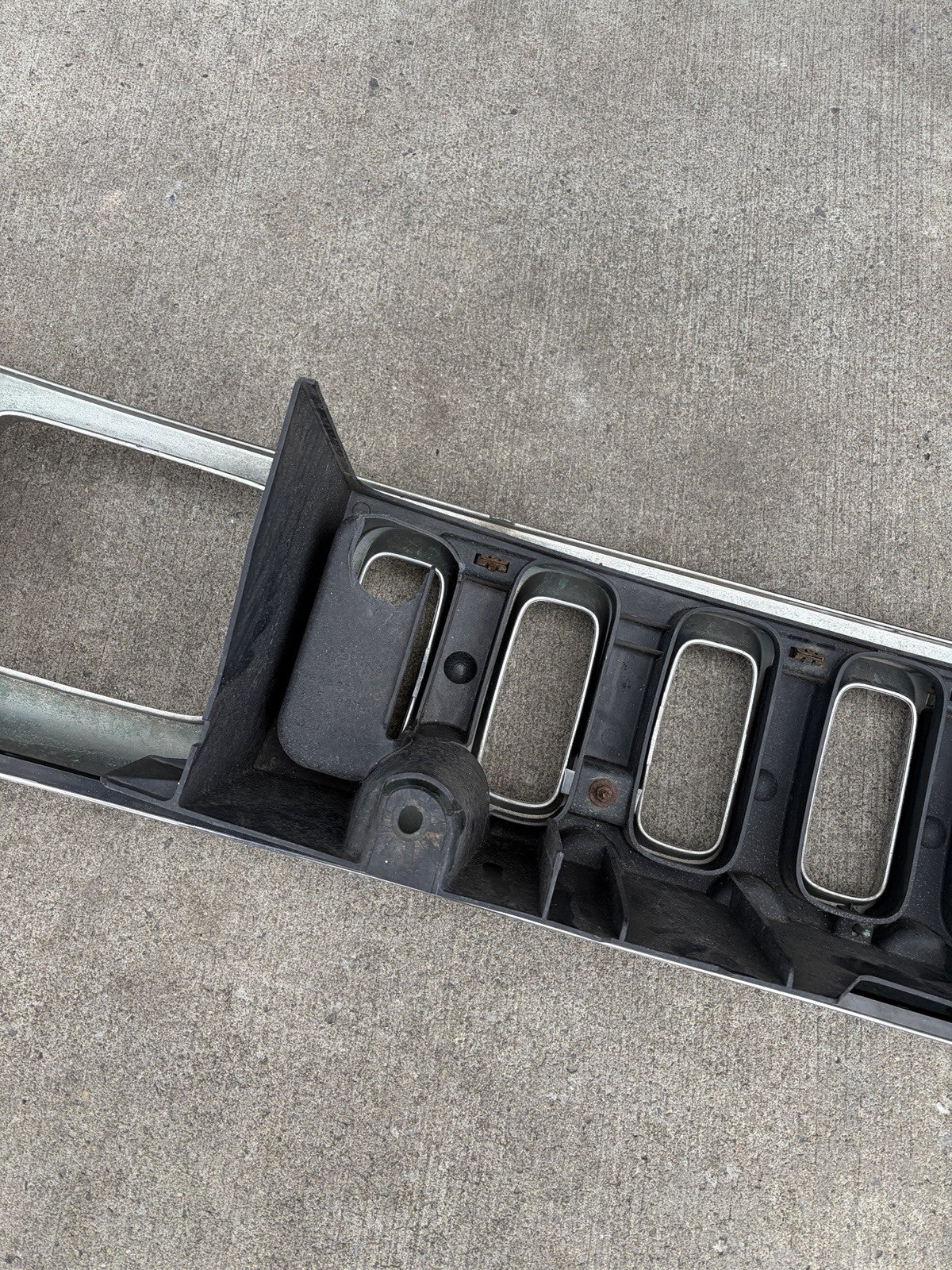 06-10 HUMMER H3 UPPER RADIATOR GRILL GRILLE CHROME