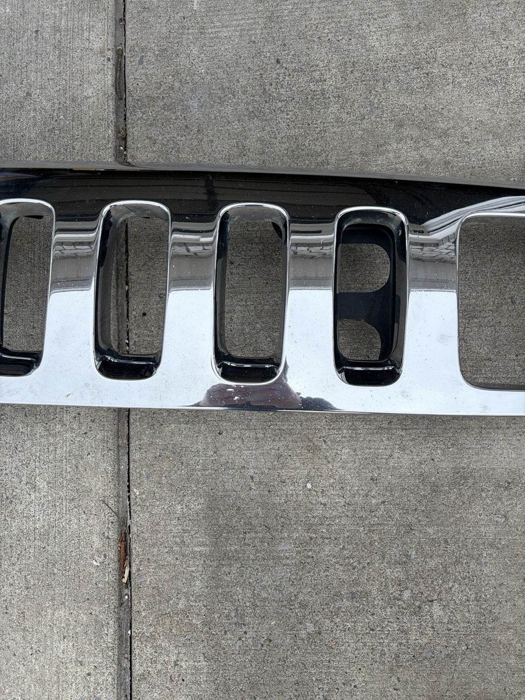 06-10 HUMMER H3 UPPER RADIATOR GRILL GRILLE CHROME