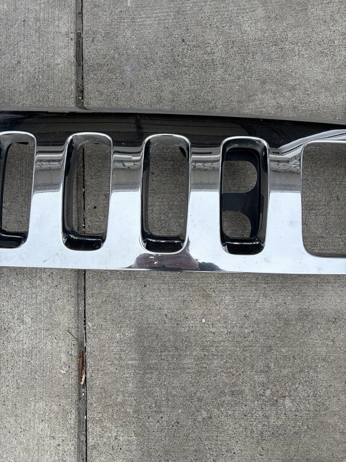 06-10 HUMMER H3 UPPER RADIATOR GRILL GRILLE CHROME