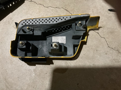 06-10 Hummer H3 OEM  LH Left. side Cowl Vent Cover Trim Yellow OEM